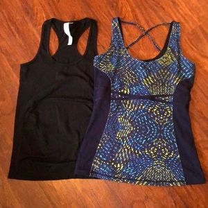 Lot of 2 Fabletics tanks, Size Medium, 1 black, 1 blue